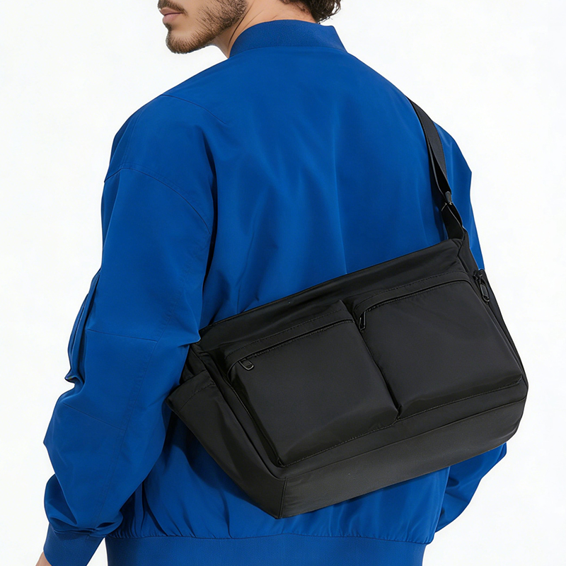 2025年新作 日本風軽量クロスボディバッグ メンズ 防水多 - Street Fashion Men 2025 のレビューと価格